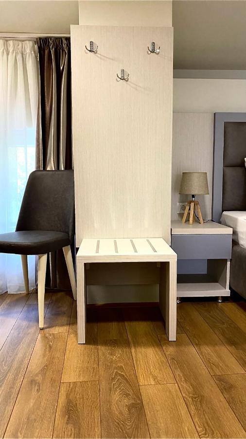הרצג-נובי Hotel Olimpija Plus מראה חיצוני תמונה