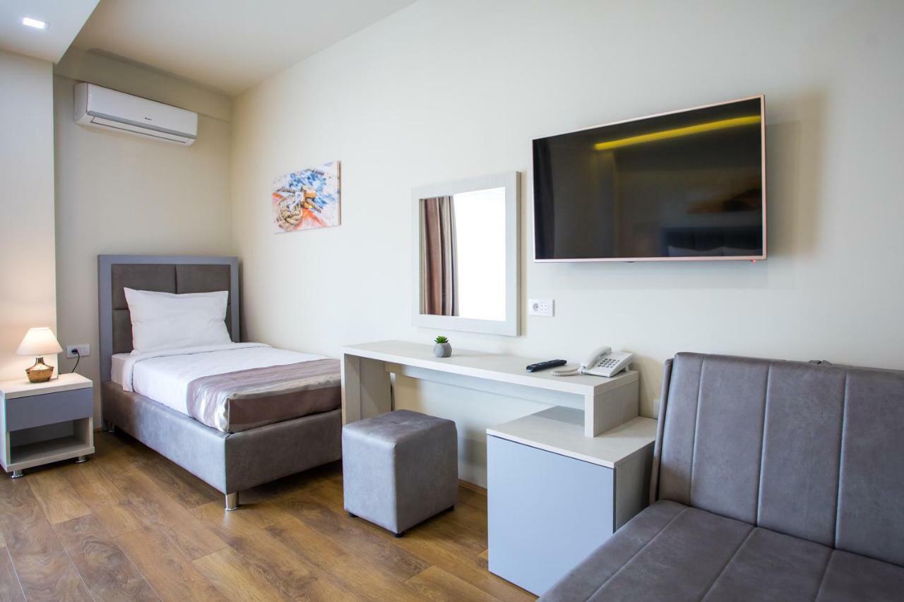 הרצג-נובי Hotel Olimpija Plus מראה חיצוני תמונה